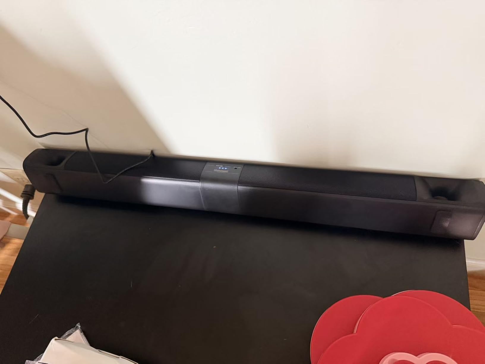 Sound Bar for Smart TV, 80W Soundbar with Four Woofers, Dual Horn Tweeters, 2.0 Channel TV Speaker, 2 in 1 Detachable Design, BT/ARC/AUX/Optical Connection, Surround Sound System for TV Customer Review Sound Bar for Smart TV, 80W Soundbar with Four Woofers, Dual Horn Tweeters, 2.0 Channel TV Speaker, 2 in 1 Detachable Design, BT/ARC/AUX/Optical Connection, Surround Sound System for TV - Customer Photo 2