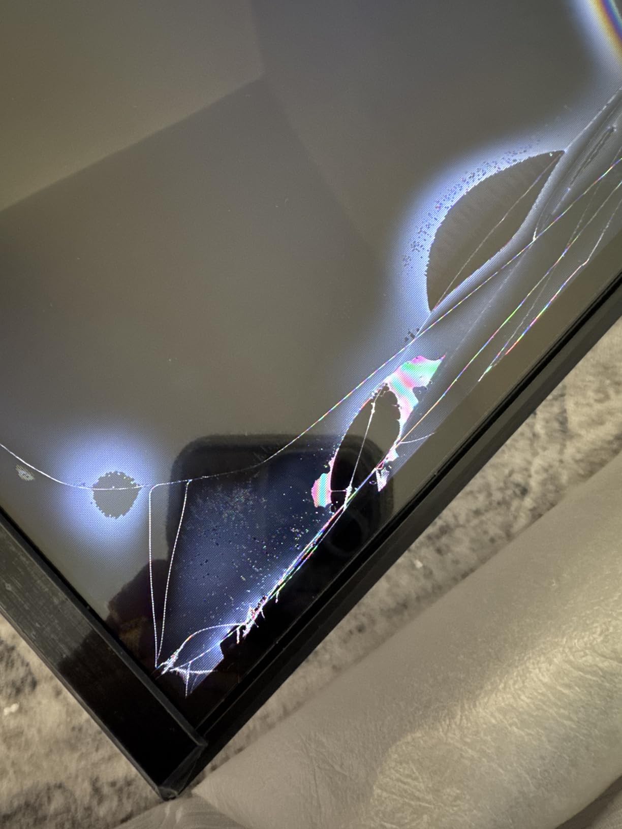 Samsung 55-Inch Q7F Series QLED 4K UHD Smart TV – HDR10+, Alexa Build-in, Bluetooth w/ 12 Month CPS Protection Plan, AUX HDMI Cable, Streaming Bundle - Customer Photo 1