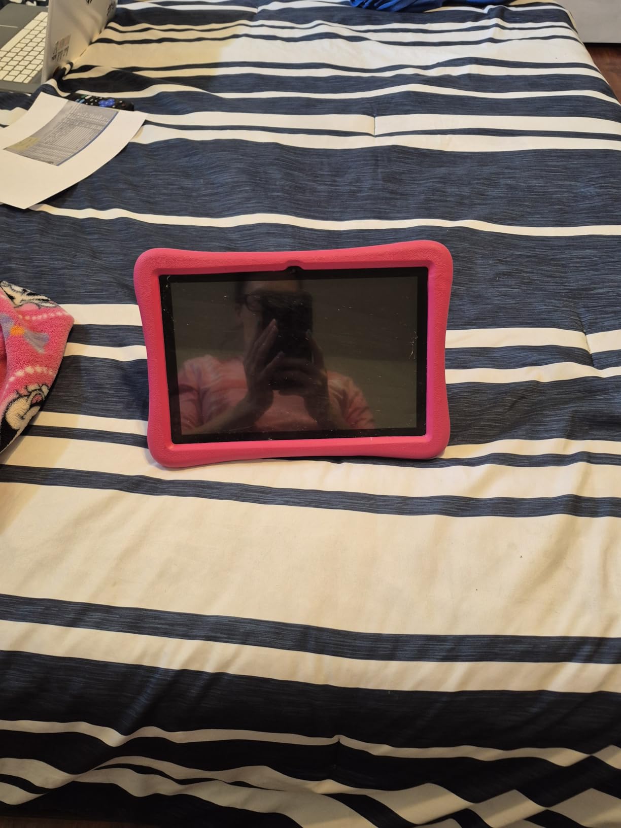 Android Tablet 10 Inch, 2025 Android 15 Tablet for Kids Adults, 20GB RAM 64GB Storage 1TB Expandable, Dual Cameras 8MP 2MP, 6000mAh Dual Speakers WiFi 6 - Customer Photo 3