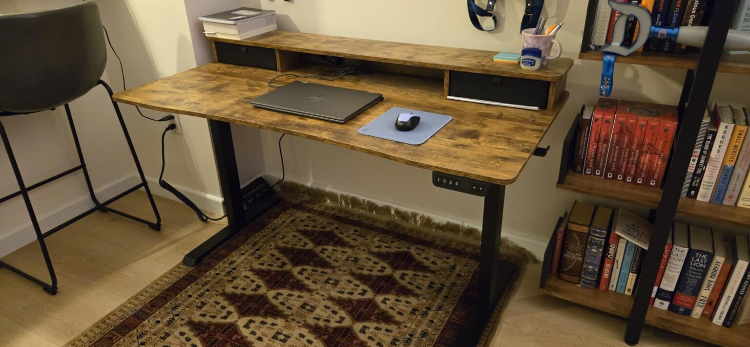 12 Best Office Desks (June 2026) Expert Reviews