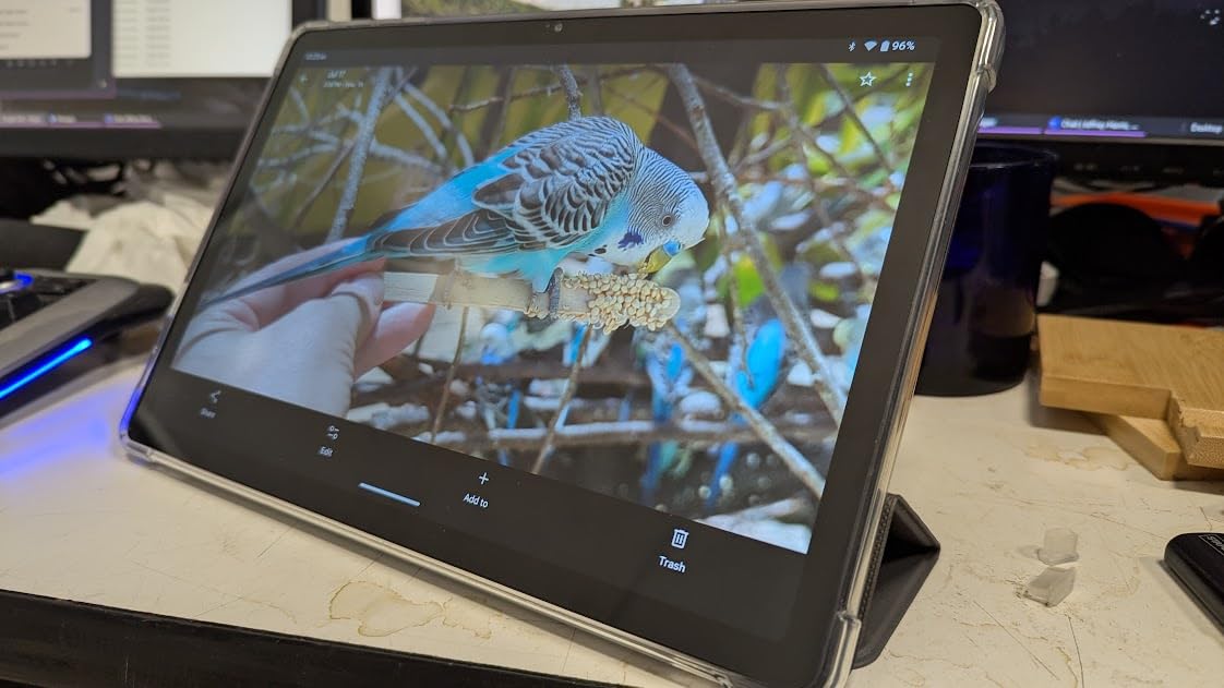 Tablet 2025 World's First Android 16 Tablet with Gemini AI, 11 Inch FHD Display, 24GB RAM 128GB ROM /2TB TF, T7250 CPU+13MP Camera, 8000mAh, Widevine L1, 2 in 1 Tablets with Keyboard Mouse Stylus - Customer Photo 1