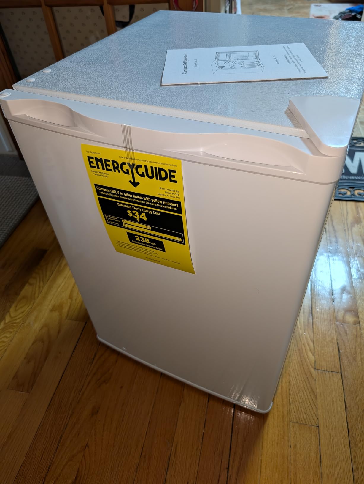 Antarctic Star 3.2 Cu.Ft. Mini Fridge with Freezer, Small Refrigerators with Adjustable Thermostat, Low Noise, Energy Saving, Compact Refrigerators for College Dorm, Office, Bedroom, Apartment, White - Customer Photo 2