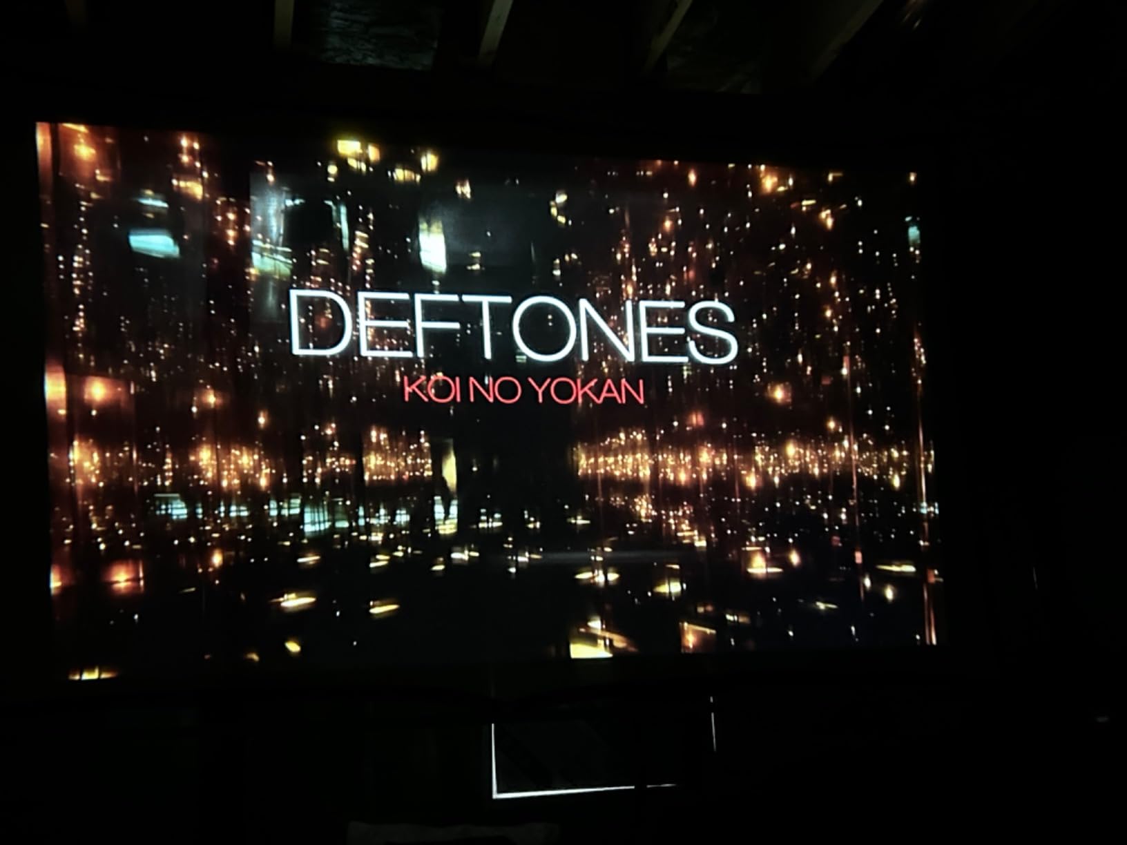 1500ANSI Netflix Officially Licensed Full HD Smart Projector with Stand, HAPPRUN 4K Projector with Wifi and Bluetooth, Built in Apps, Dolby Audio, Movie Projector for Oudoor,Home,Indoor,Gaming,Bedroom - Customer Photo 2