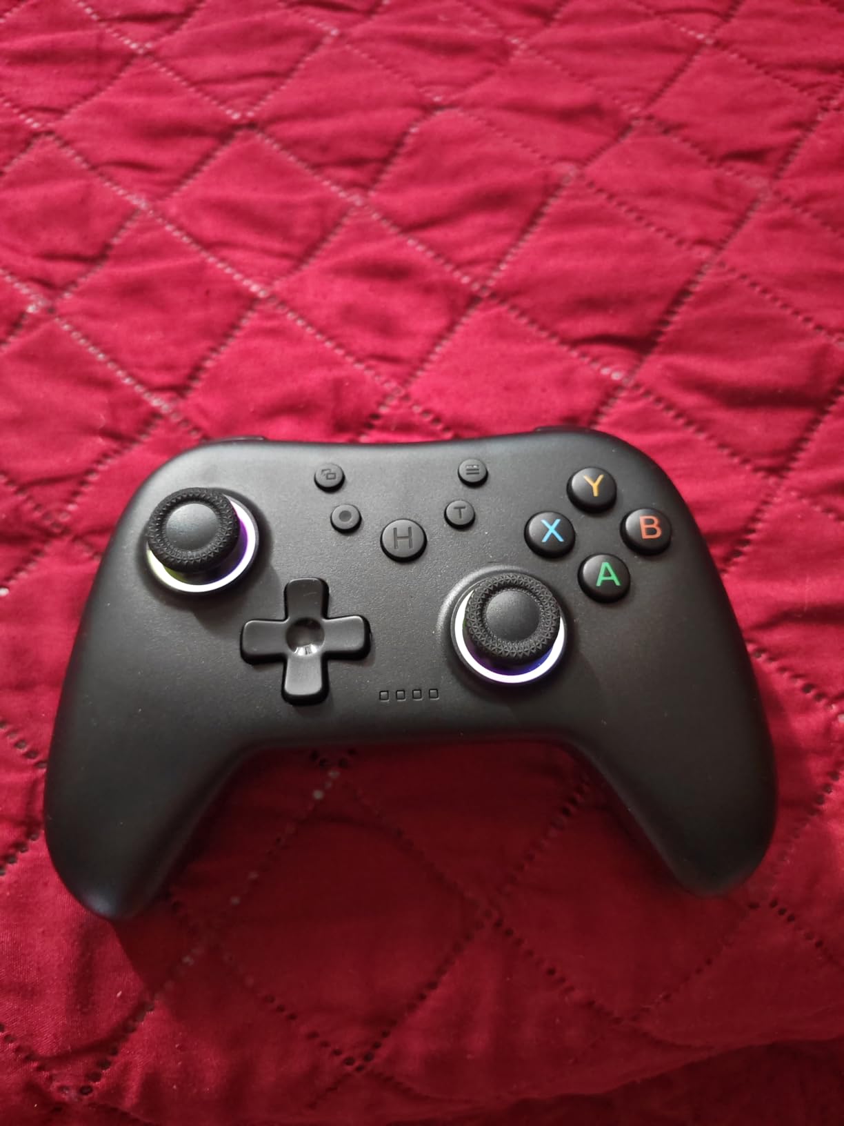 AceGamer Aurora II 2.4G Wireless Bluetooth Controller for PC/Android/Switch/iOS/Switch 2/Steam Deck with Rotary Motors, RGB Hall Effect Joysticks - Upgraded PC Gaming Controller and Back Buttons Lock customer photo 2
