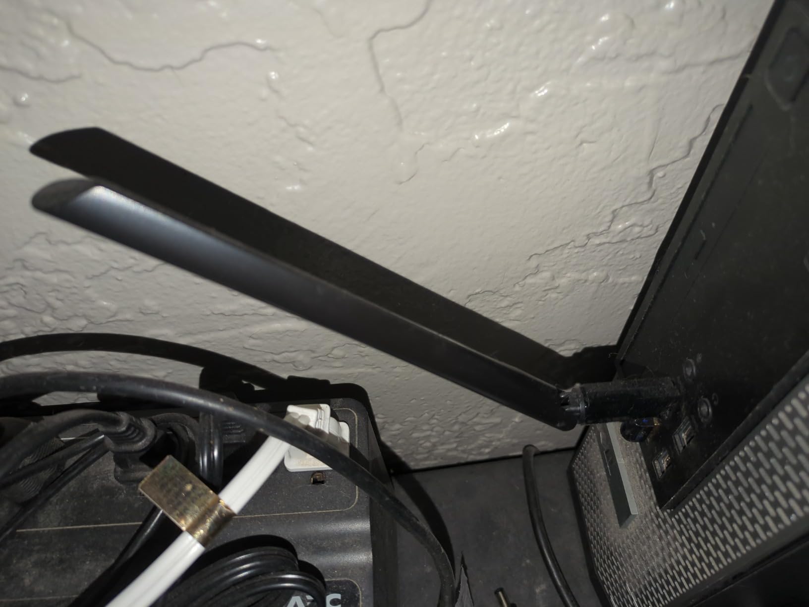 TP-Link USB 3.0 WiFi Adapter for Desktop PC (Archer TX30U Plus)-AX1800 WiFi 6 Dual-Band Plug and Play Wireless Network Adapter with 2.4GHz, 5GHz, 2×High Gain Antenna, WPA3, Supports Windows 11/10 - Customer Photo 4