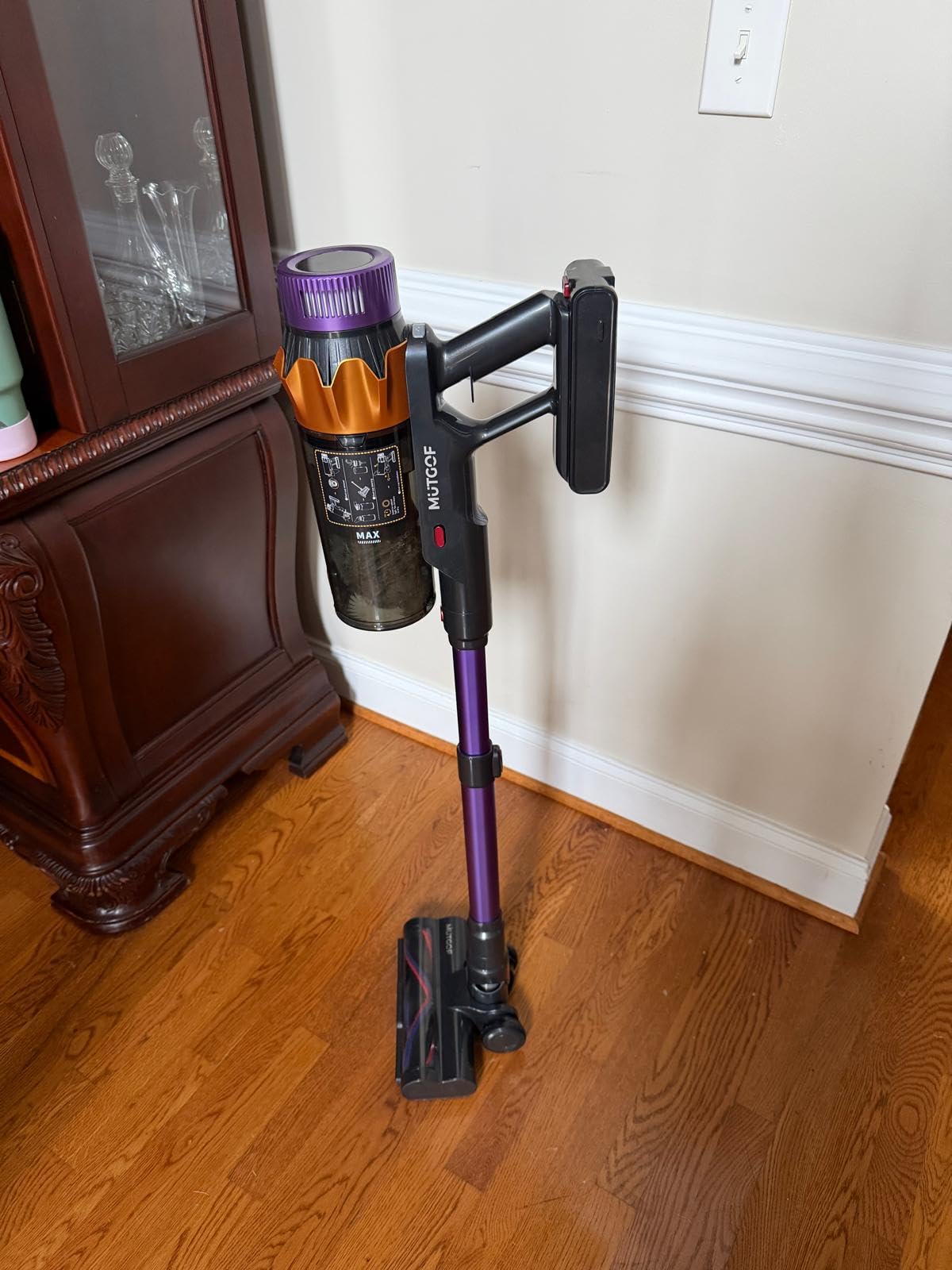 Cordless Vacuum Cleaner, 600W 50KPA 70 Mins Vacuum Cleaners for Home, Self-Standing Cordless Vacuum with Charging Dock Station, LED Display, Upgraded Anti-Tangle Stick Vacuum for Pet Hair/Carpet/Floor Customer Review Cordless Vacuum Cleaner, 600W 50KPA 70 Mins Vacuum Cleaners for Home, Self-Standing Cordless Vacuum with Charging Dock Station, LED Display, Upgraded Anti-Tangle Stick Vacuum for Pet Hair/Carpet/Floor - Customer Photo 1