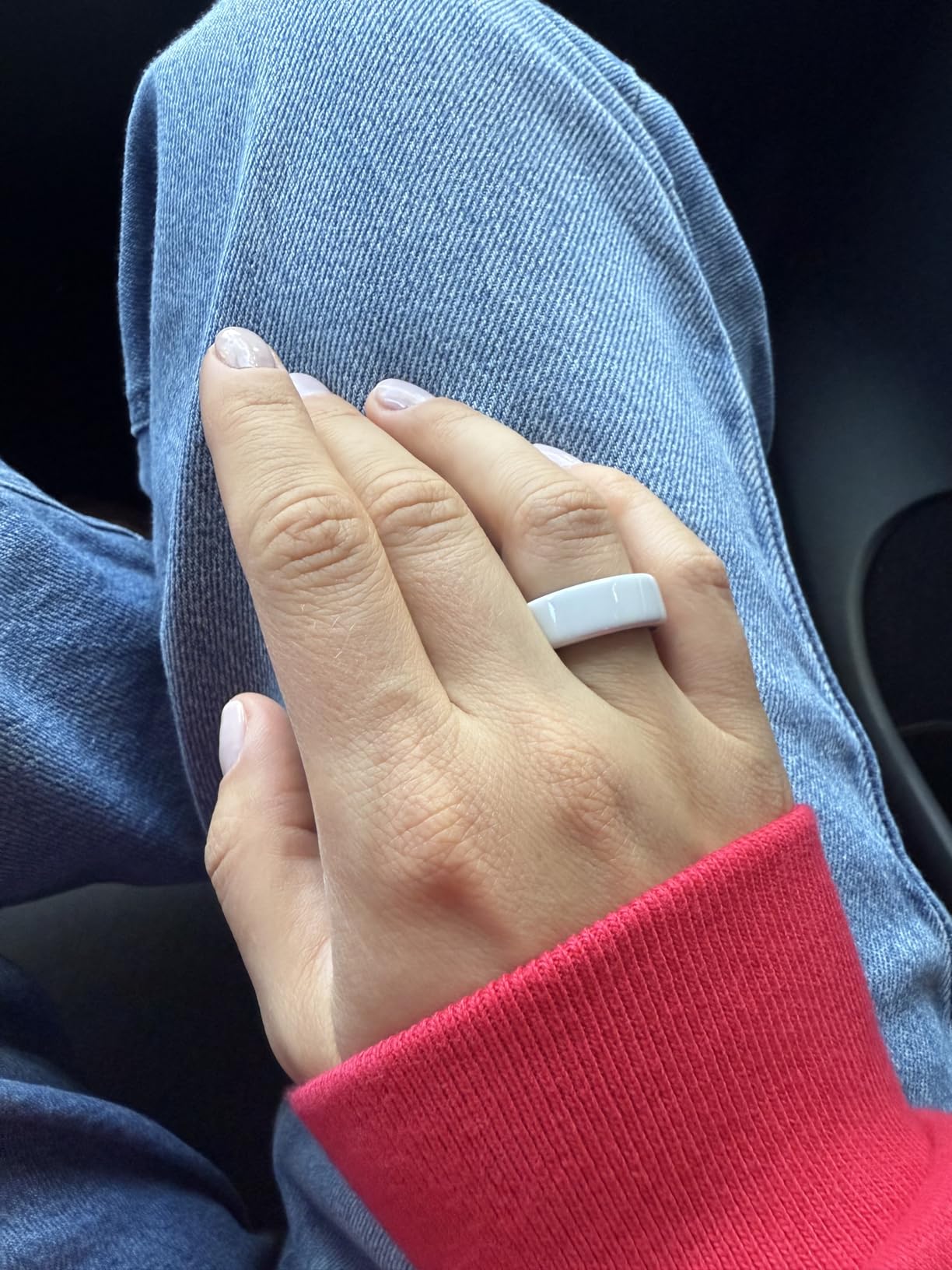 Oura Ring 4 Ceramic - Petal - Size 8 - Size Before You Buy - Customer Photo 1