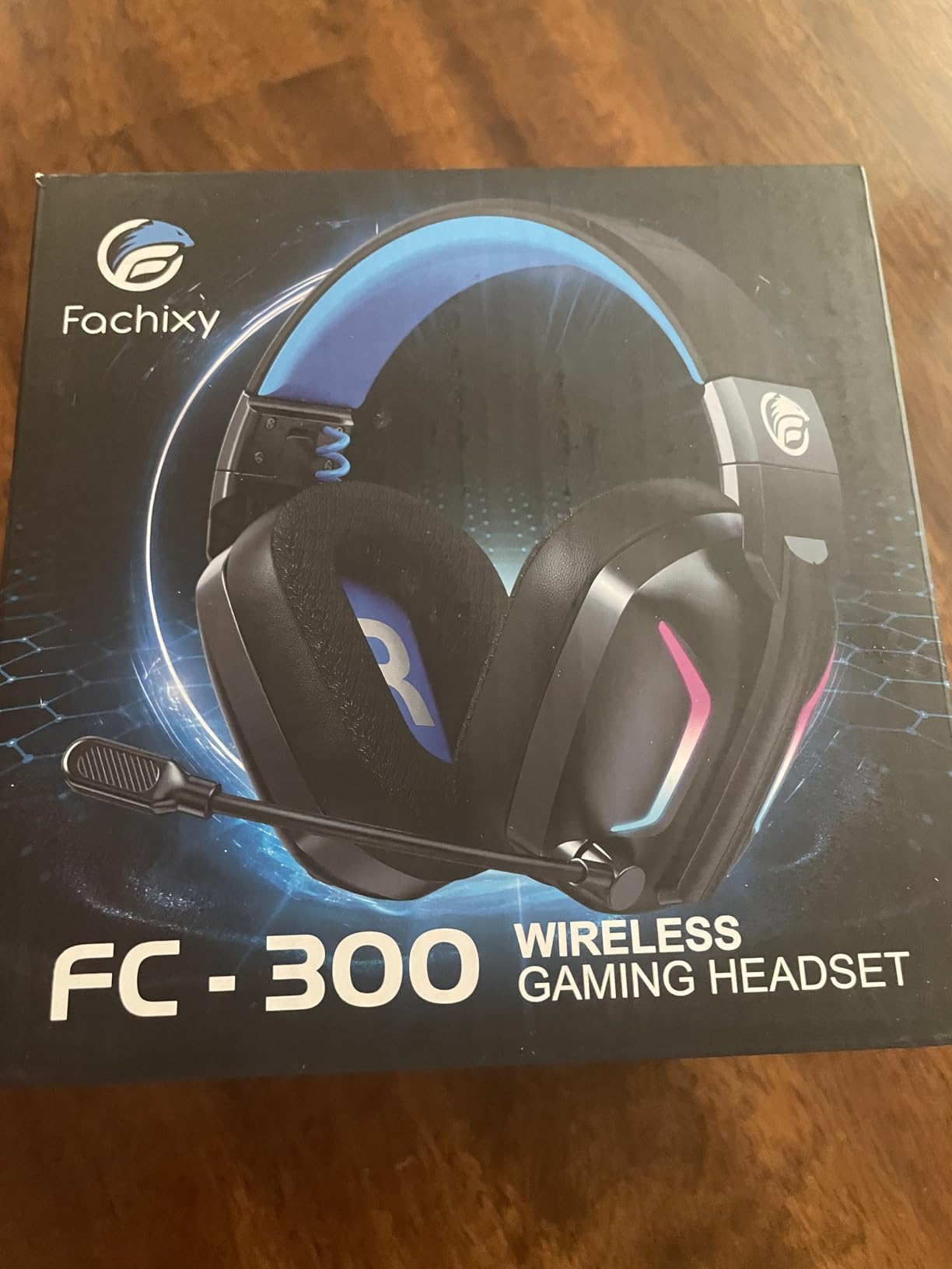Fachixy Wireless Gaming Headset with LED Light for PS5, PS4, PC, Switch, Laptop, Mac - 2.4GHz & Bluetooth 5.4, 50H Battery, Flip Mic, Lossless Audio, Foldable, Immersive Gaming - Customer Photo 2