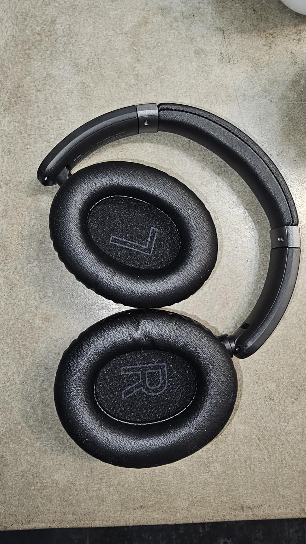 TAGRY Hybrid Active Noise Cancelling Headphones 100H Playtime Wireless Bluetooth Over Ear Headphone with Fast Charging Hi-Res Audio Comfort Earcups Headsets for Home Travel Office Phone PC Black - Customer Photo 1