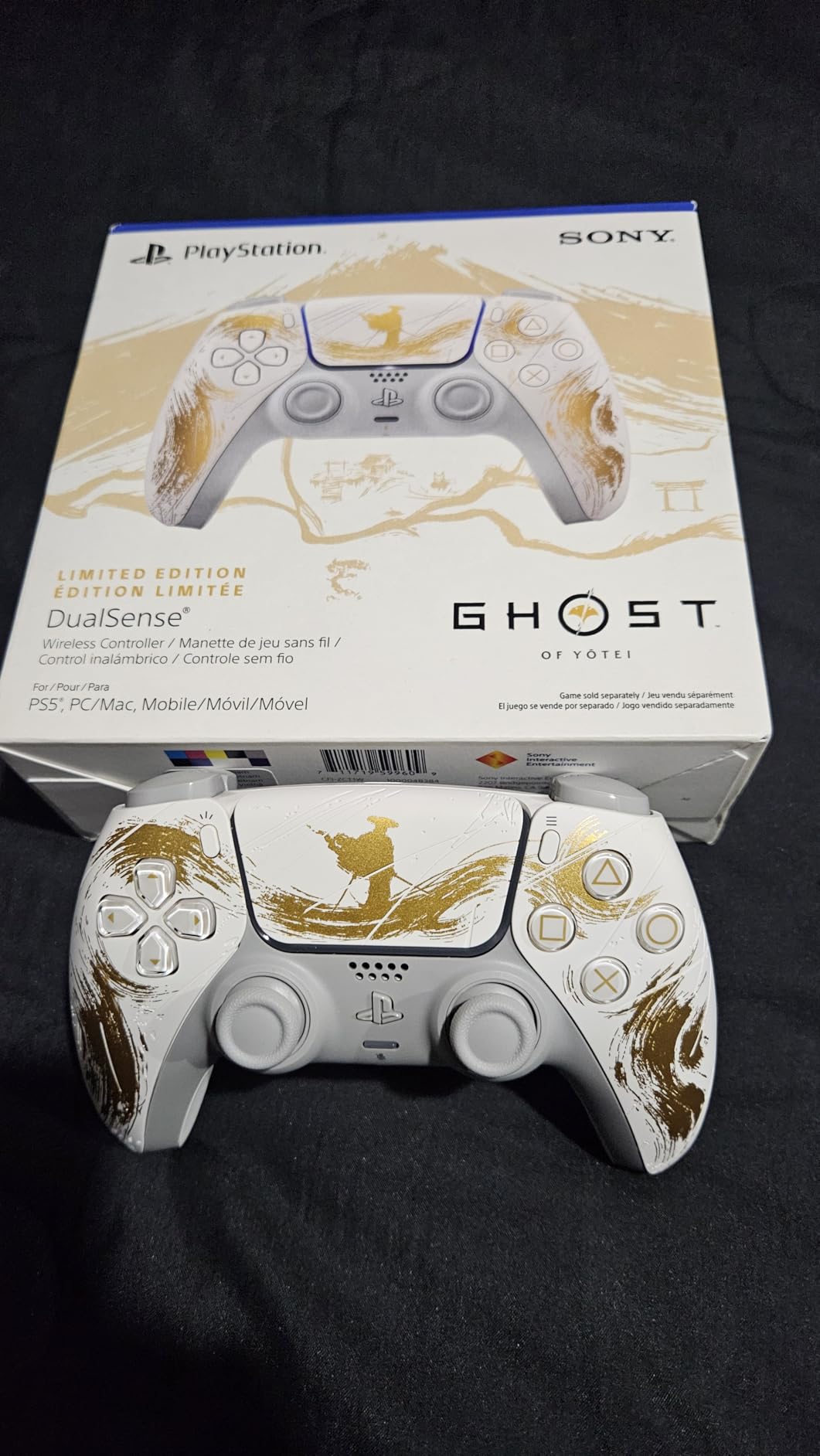 PlayStation DualSense® Wireless Controller – Ghost of Yōtei Gold Limited Edition ​ - Customer Photo 1