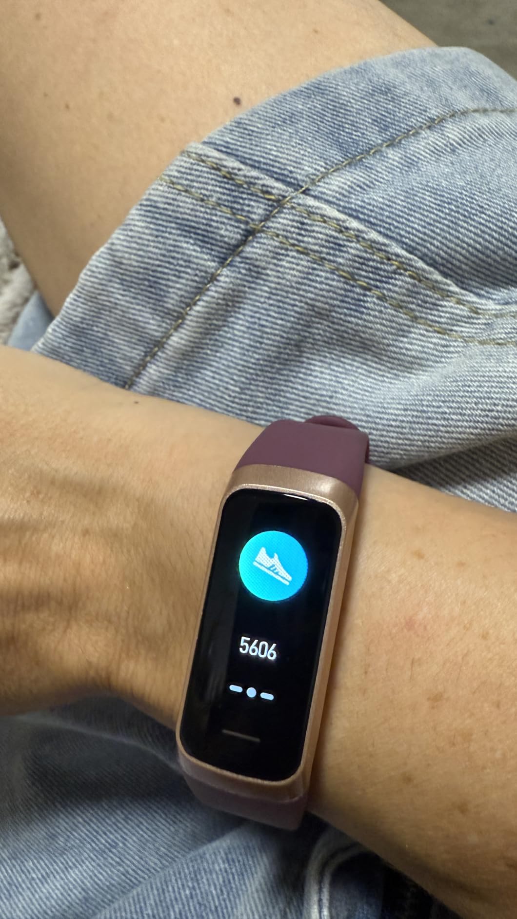 Fitness Tracker with 24/7 Heart Rate Blood Oxygen Sleep Monitor,Activity Tracker with 1.1