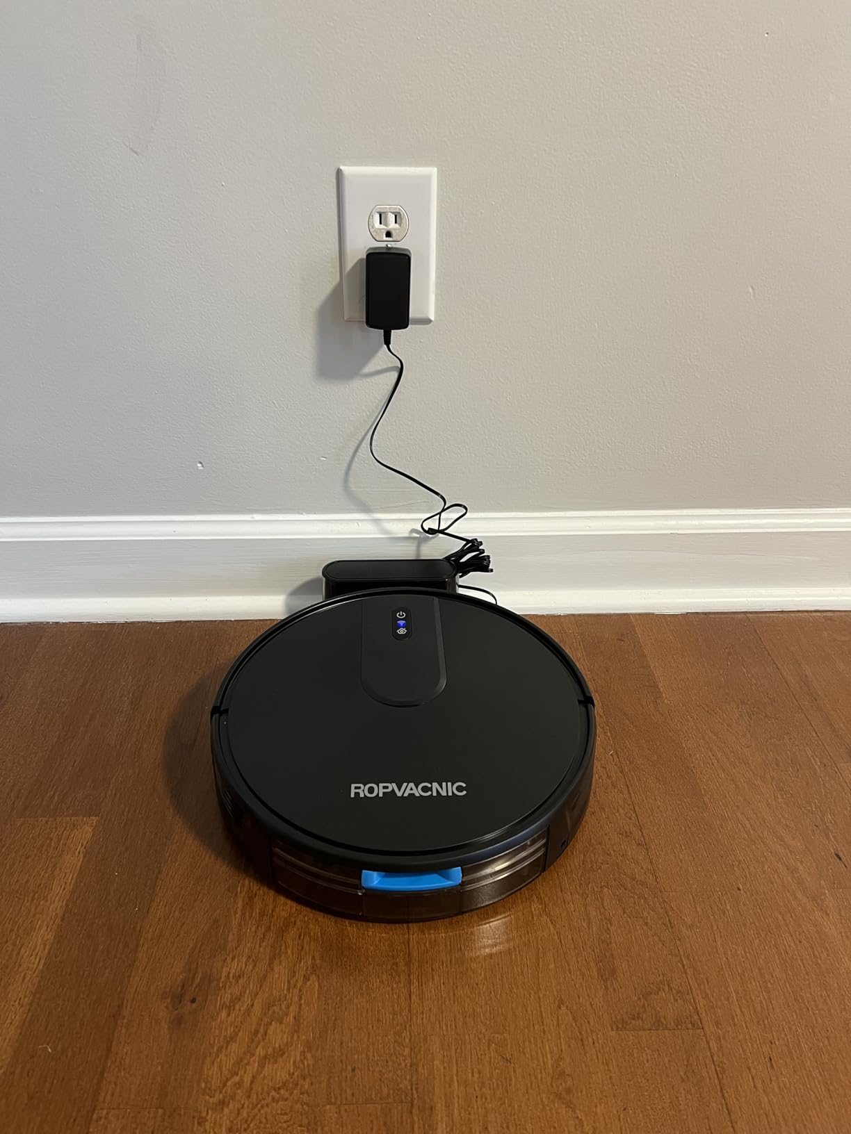 ROPVACNIC Robot Vacuum Cleaner Robot Vacuum and Mop Combo with 4000Pa Suction, Personalized Cleaning Adjustments, Self-Charging Robotic Vacuum Cleaner, Advanced Obstacle Avoidance - Customer Photo 3
