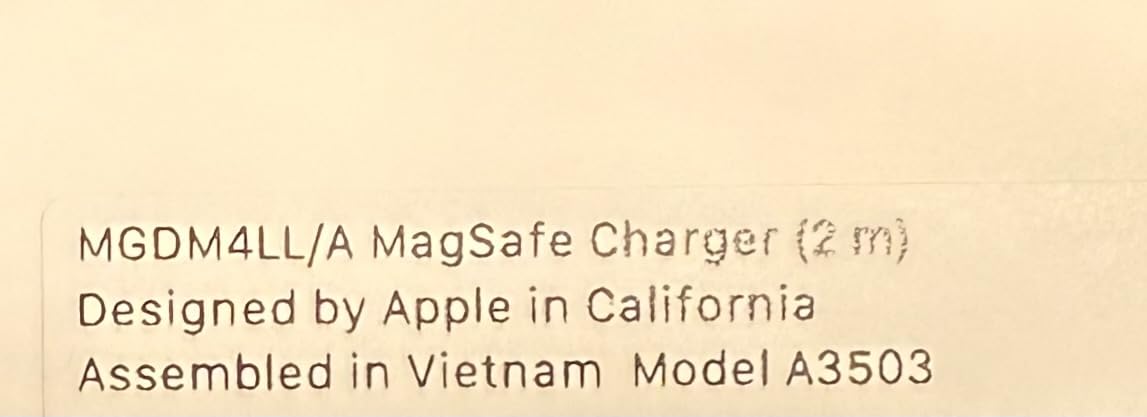 Apple MagSafe Charger (1 m): Wireless Charger with Fast-Charging Capability - Customer Photo 1