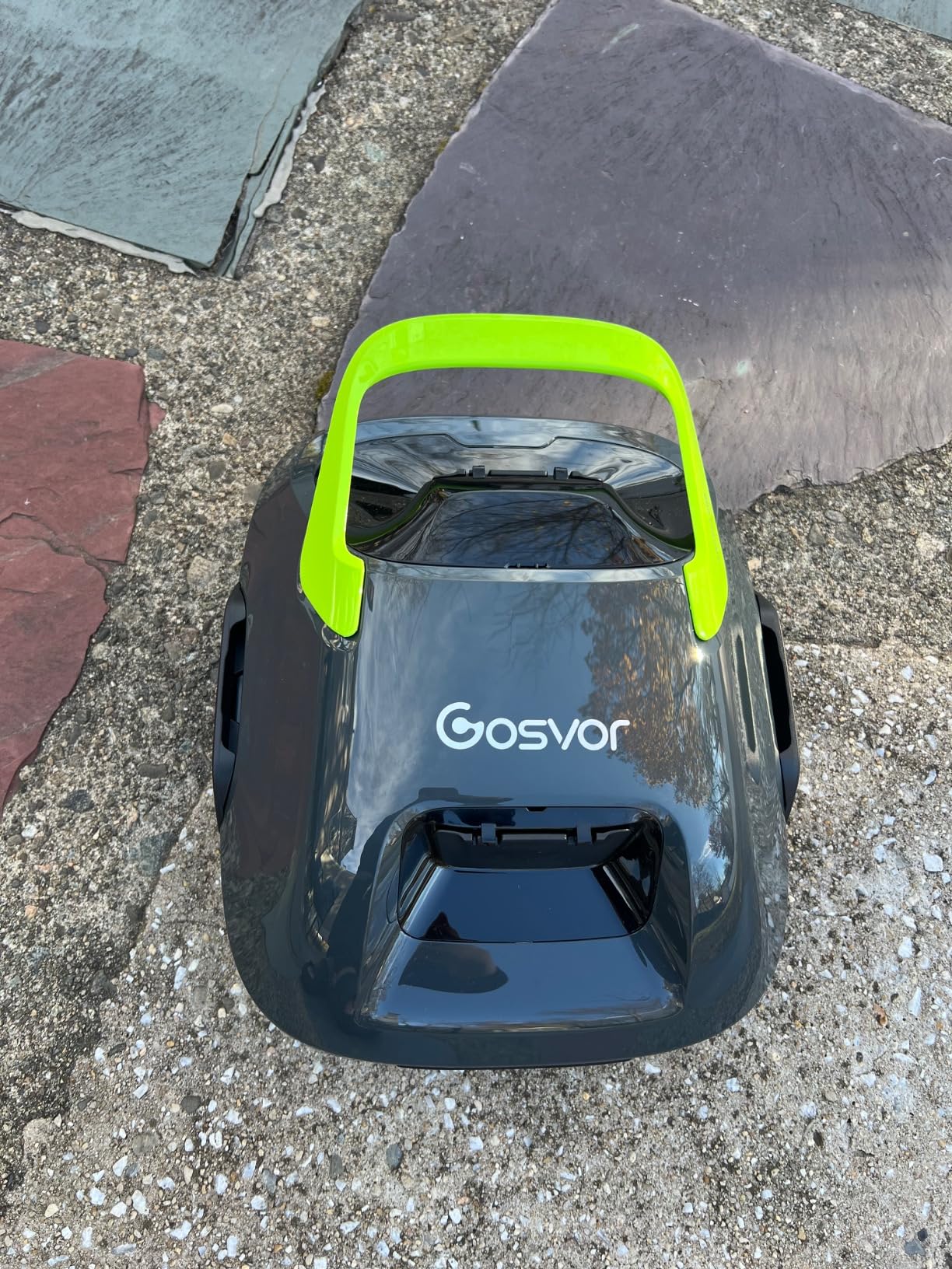 Cordless Robotic Pool Cleaner, Pool Vacuum for Above Ground Pool Lasts 90 Min, Portable, Self-Parking, Ideal for Pools up to 860 sq.ft Customer Review Cordless Robotic Pool Cleaner, Pool Vacuum for Above Ground Pool Lasts 90 Min, Portable, Self-Parking, Ideal for Pools up to 860 sq.ft - Customer Photo 2