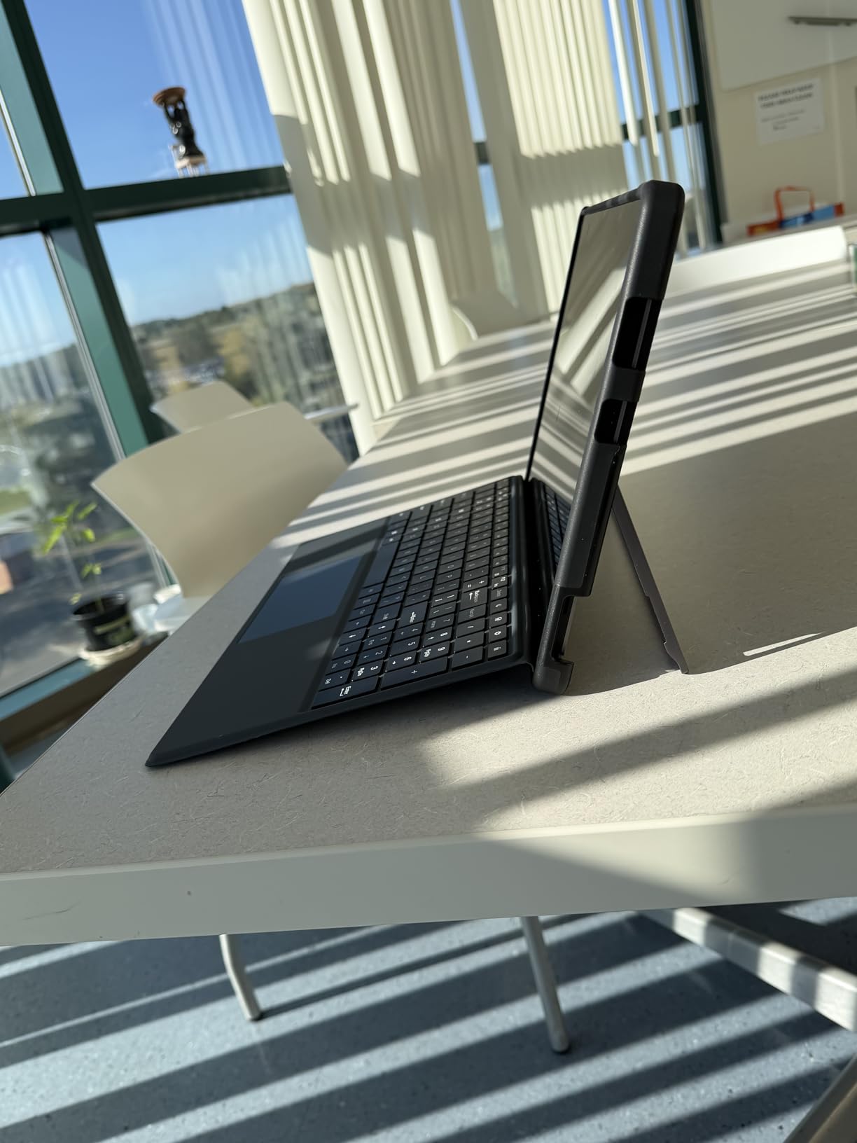 jumper 15.4 inch Tablet, Android 15 Tablet with Helio G99 Octa-Core Processor(Beat Unisoc T618), 2 in 1 Tablets with Keyboard Stand Case, 8GB RAM 256GB ROM, 10000mAh, BT5.2, 4 Speakers, 2.4G/5G WiFi Customer Review jumper 15.4 inch Tablet, Android 15 Tablet with Helio G99 Octa-Core Processor(Beat Unisoc T618), 2 in 1 Tablets with Keyboard Stand Case, 8GB RAM 256GB ROM, 10000mAh, BT5.2, 4 Speakers, 2.4G/5G WiFi - Customer Photo 1