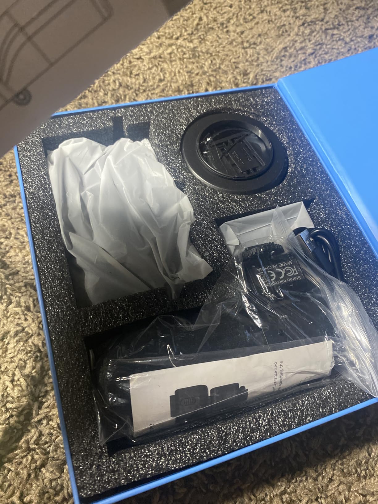 FLATIC Cameras for Photography, 6K 64MP Digital Camera with WiFi & Microphone for Youtuber, Vlogging Camera with 180°Flip Screen, 64GB Card, 2 Batteries, Macro & Wide-Angle Lens, Card Reader Customer Review FLATIC Cameras for Photography, 6K 64MP Digital Camera with WiFi & Microphone for Youtuber, Vlogging Camera with 180°Flip Screen, 64GB Card, 2 Batteries, Macro & Wide-Angle Lens, Card Reader - Customer Photo 5