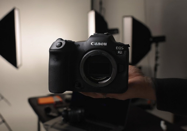 Best Cameras for Professional Photography [cy]: 5 Expert-Tested Models - OfzenAndComputing