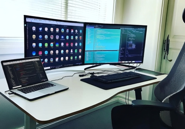 Best TV to Use for a Computer Monitor [cy]: 8 Models Tested - OfzenAndComputing