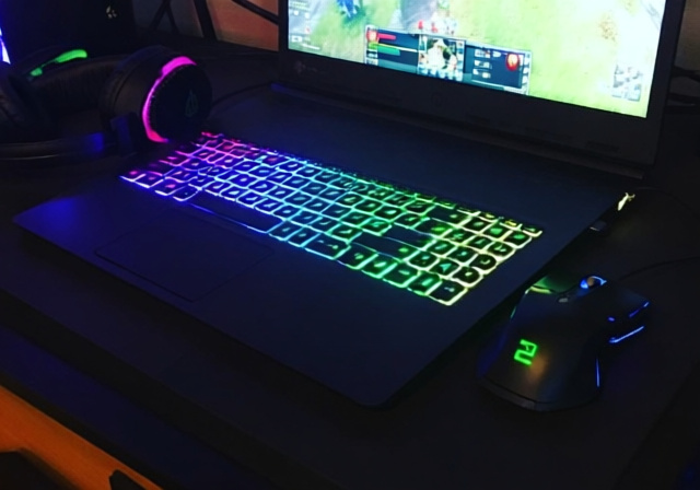 Best Gaming Laptops Under $1200 [cy]: 10 Budget Models Tested - OfzenAndComputing