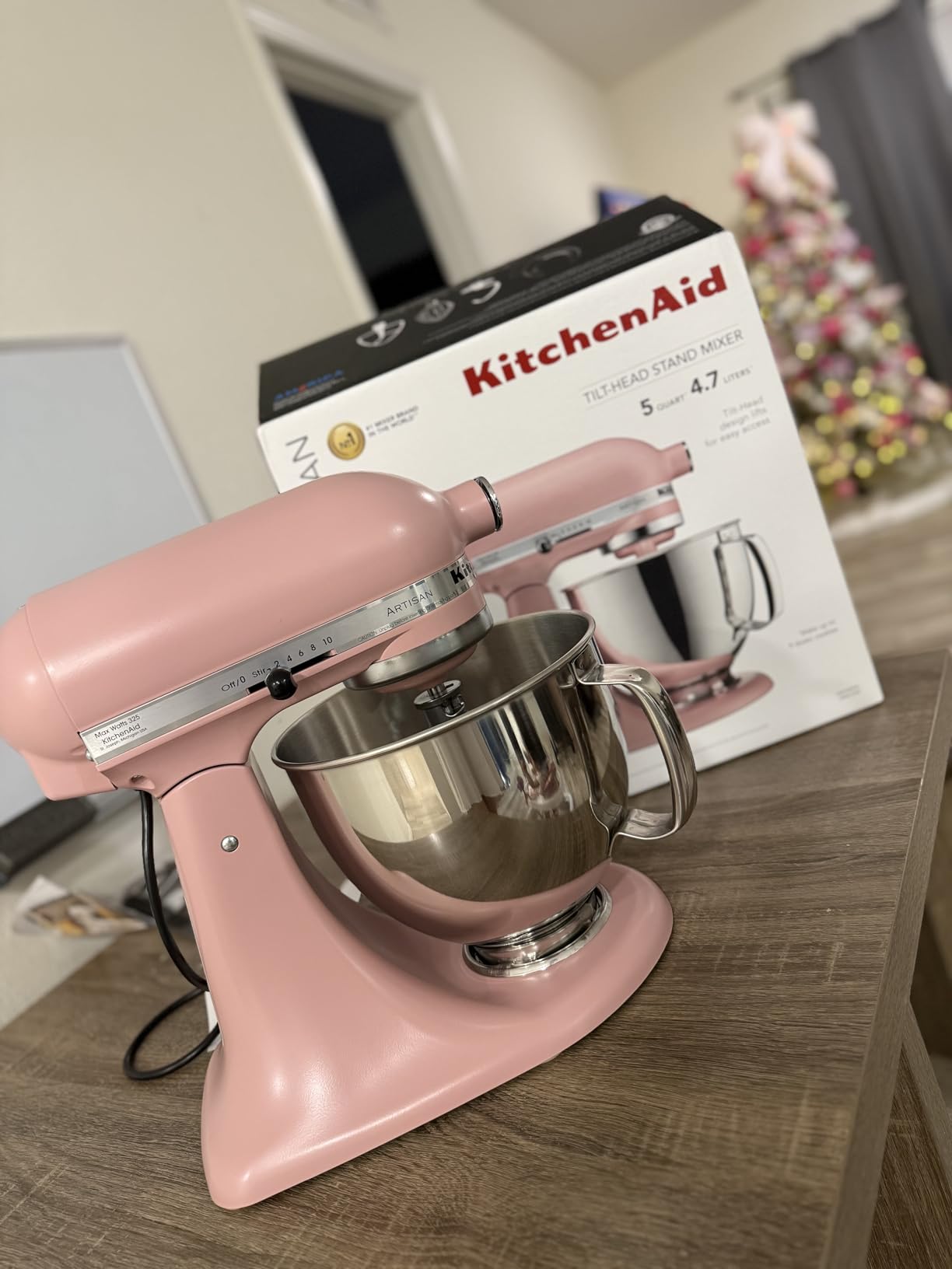 KitchenAid Artisan Series 5 Quart Tilt Head Stand Mixer with Pouring Shield KSM150PS, Pistachio - Customer Photo 2