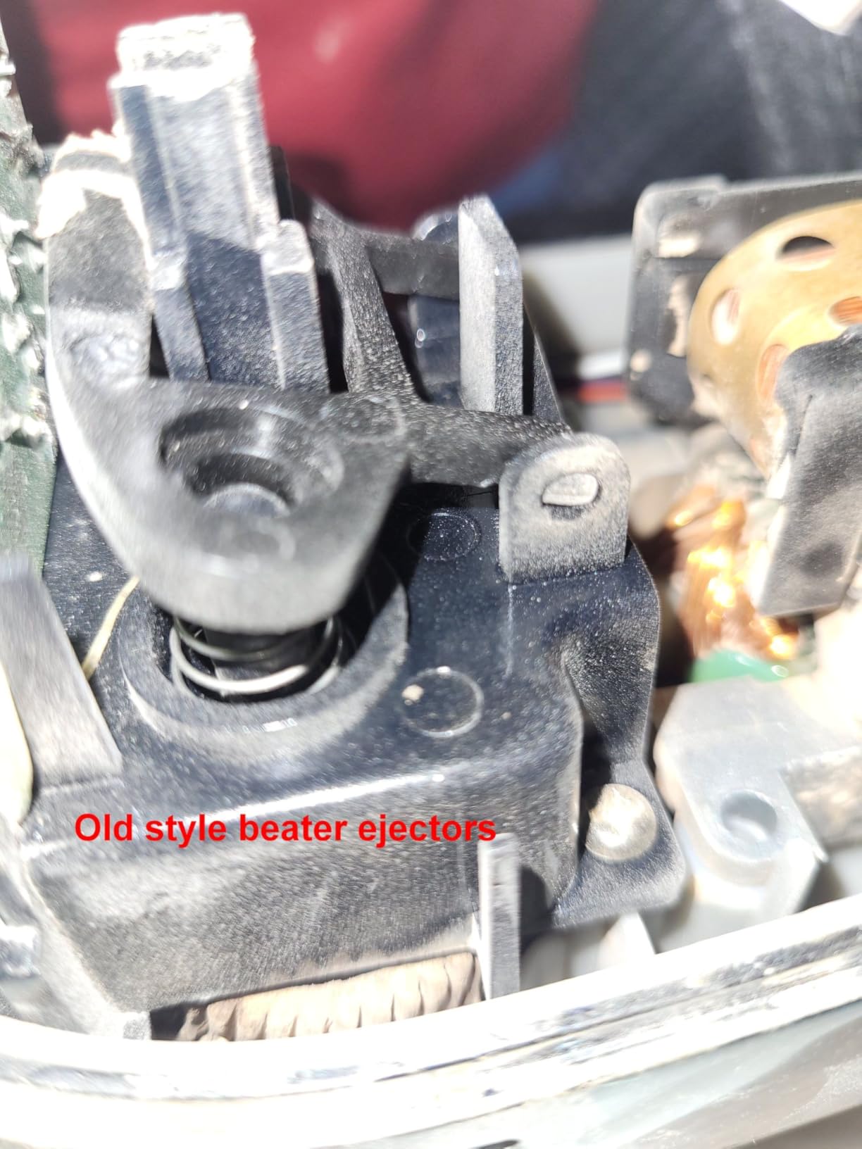 Cuisinart Power Advantage PLUS 9-Speed Hand Mixer, 220W-Motor Hand Blender Electric Mixer with 9 Speed Settings, Extra-Long Dishwasher-Safe Beaters, 3 Low Mixing Speeds, Storage Case, HM-90S, White Customer Review Cuisinart Power Advantage PLUS 9-Speed Hand Mixer, 220W-Motor Hand Blender Electric Mixer with 9 Speed Settings, Extra-Long Dishwasher-Safe Beaters, 3 Low Mixing Speeds, Storage Case, HM-90S, White - Customer Photo 2