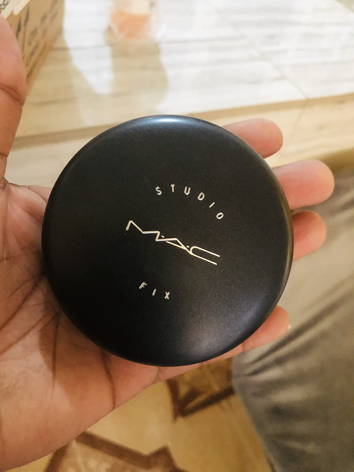 MAC Studio Fix Powder Plus Foundation, NW25, 0.52 Ounce (Pack of 1) (RW-US-MAC-4) - Customer Photo 1