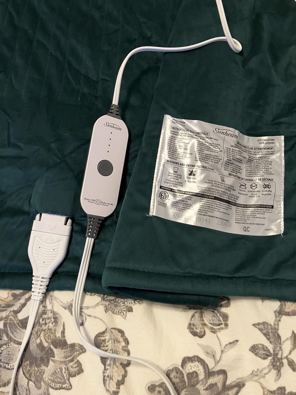 Sunbeam Electric Throw Royal Mink Sherpa Heated Blanket, 4 Heat Settings, 4-Hour Auto Shut-Off, Fast Heating, Luxurious and Ultra Comfy, Cabernet Color, 50