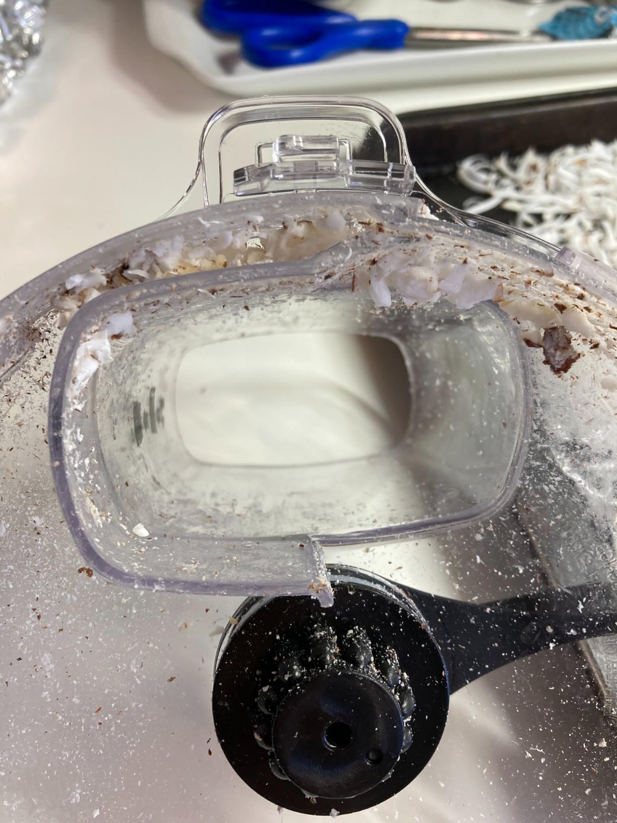 Hamilton Beach Food Processor & Vegetable Chopper for Slicing, Shredding, Mincing, and Puree, 10 Cups + Easy Clean Bowl Scraper, Black and Stainless Steel (70730) - Customer Photo 4