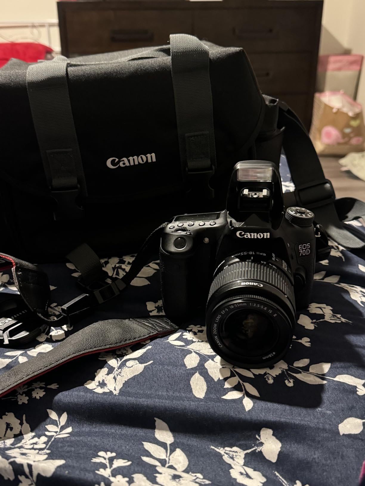 Canon EF-S 18-55mm f/3.5-5.6 is II SLR Lens White Box - Customer Photo 3