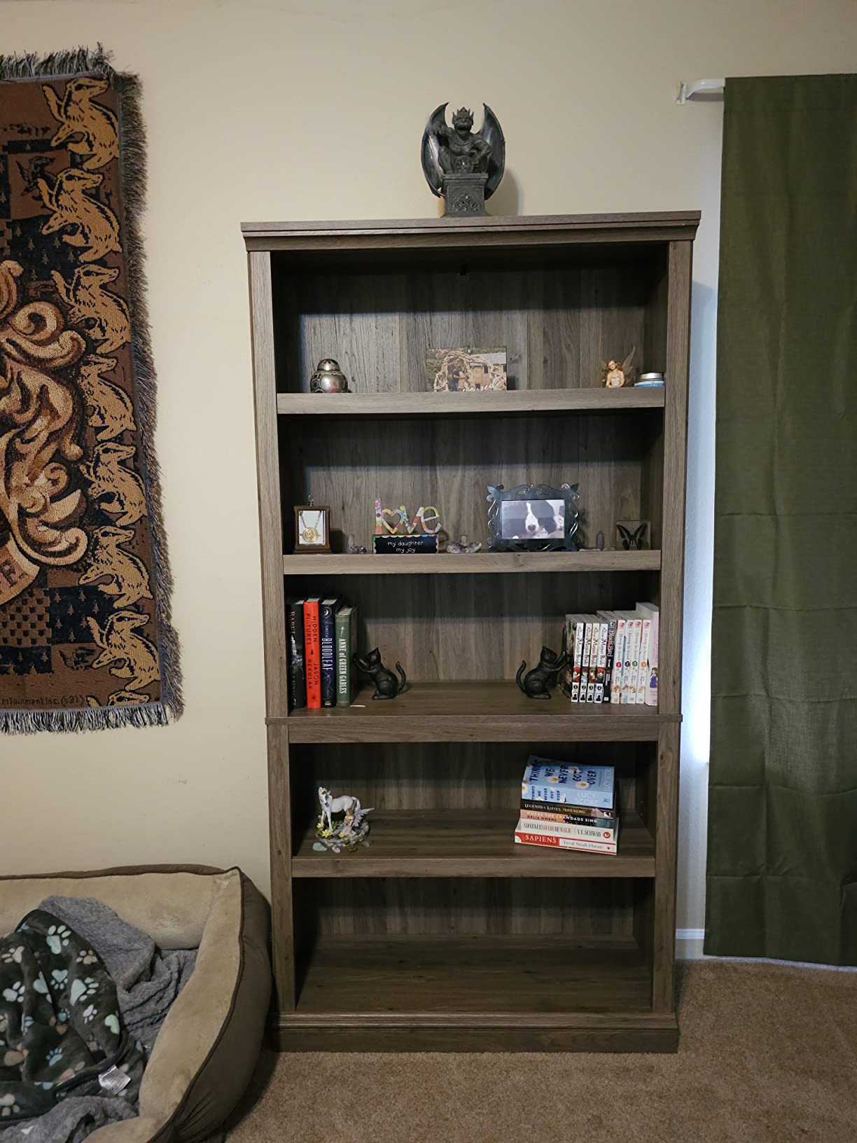 Sauder 5 Tier Book Shelf Wooden Bookcase Multipurpose Bookshelf for Home Office, Living Room, in Estate Black finish Customer Review Sauder 5 Tier Book Shelf Wooden Bookcase Multipurpose Bookshelf for Home Office, Living Room, in Estate Black finish - Customer Photo 2