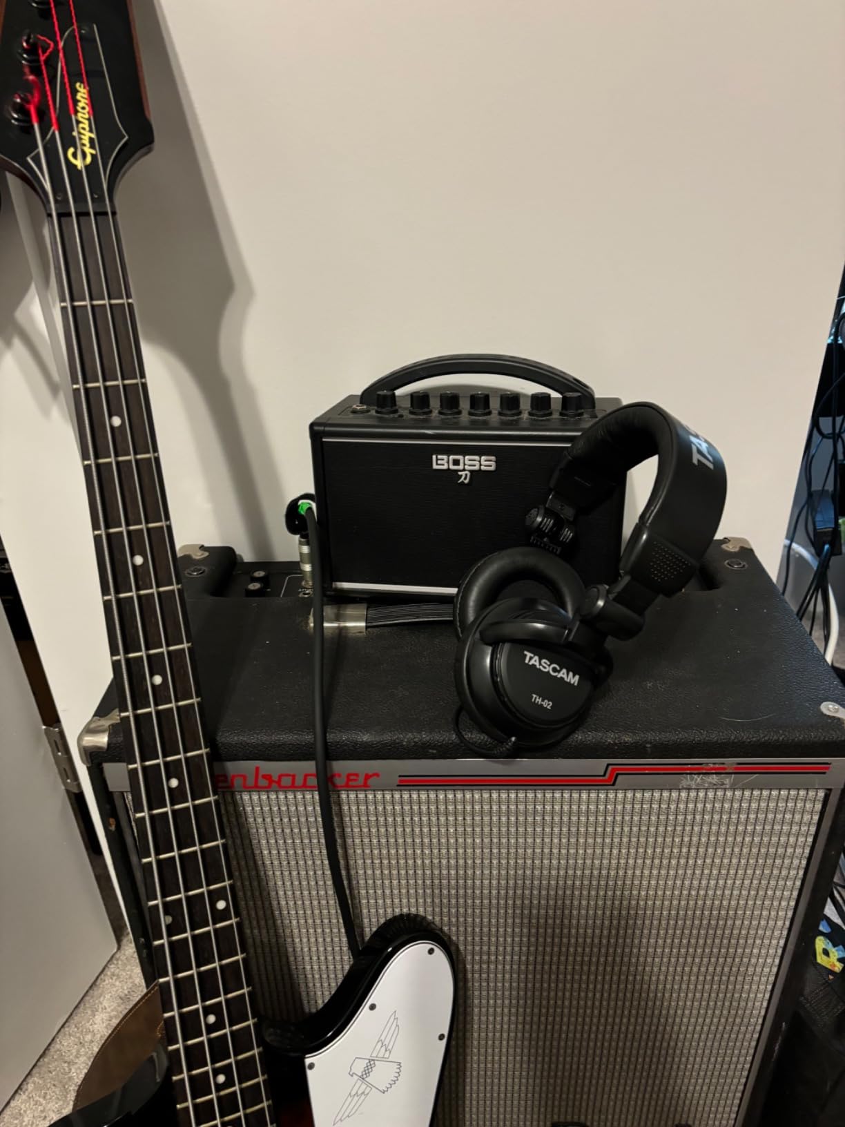 TASCAM TH-02 Professional Studio Monitor Headphones customer photo 1