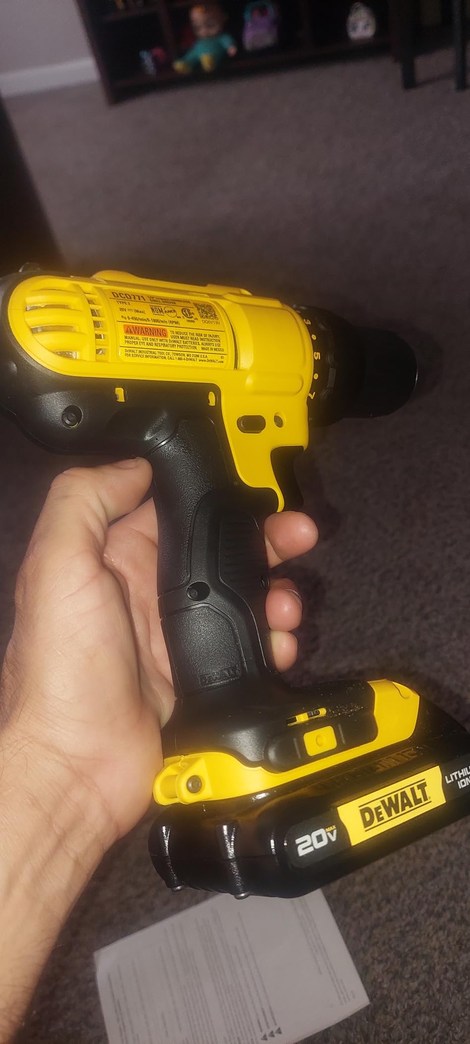 DEWALT 20V Max Cordless Drill/Driver Kit, 2 Batteries and Charger Included (DCD771C2) - Customer Photo 3