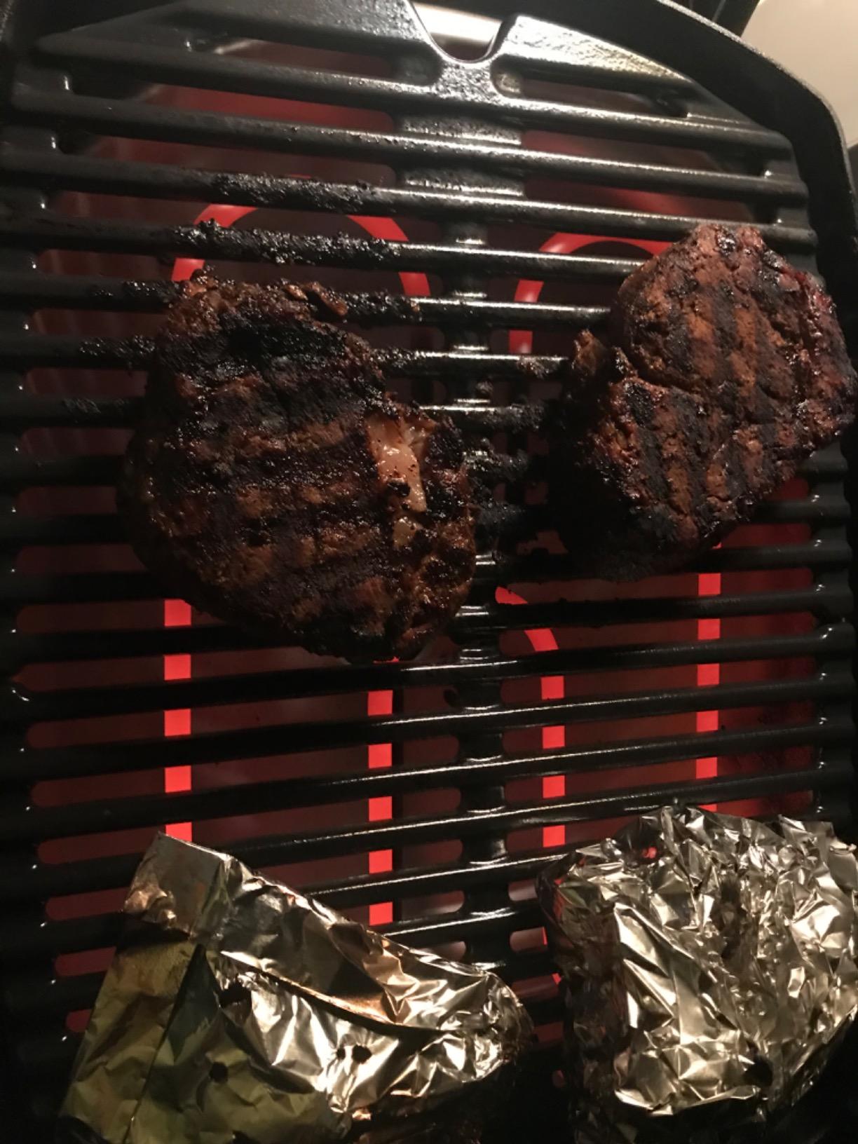 Weber Q1400 Electric Grill, Gray - Customer Photo 3