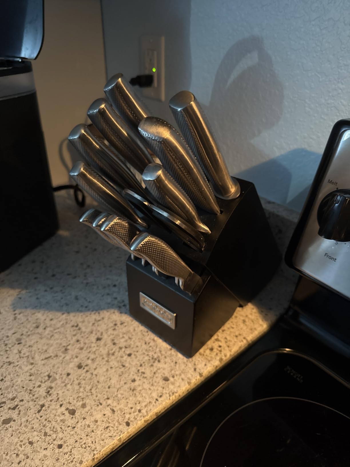 Cuisinart Stainless Steel Hollow Handle 15-Piece Cutlery Block Set, Kitchen Knife Set with Steel Blades for Precise Cutting, Durable Knives with Ergonomic Handles, C77SS-15PK - Customer Photo 2