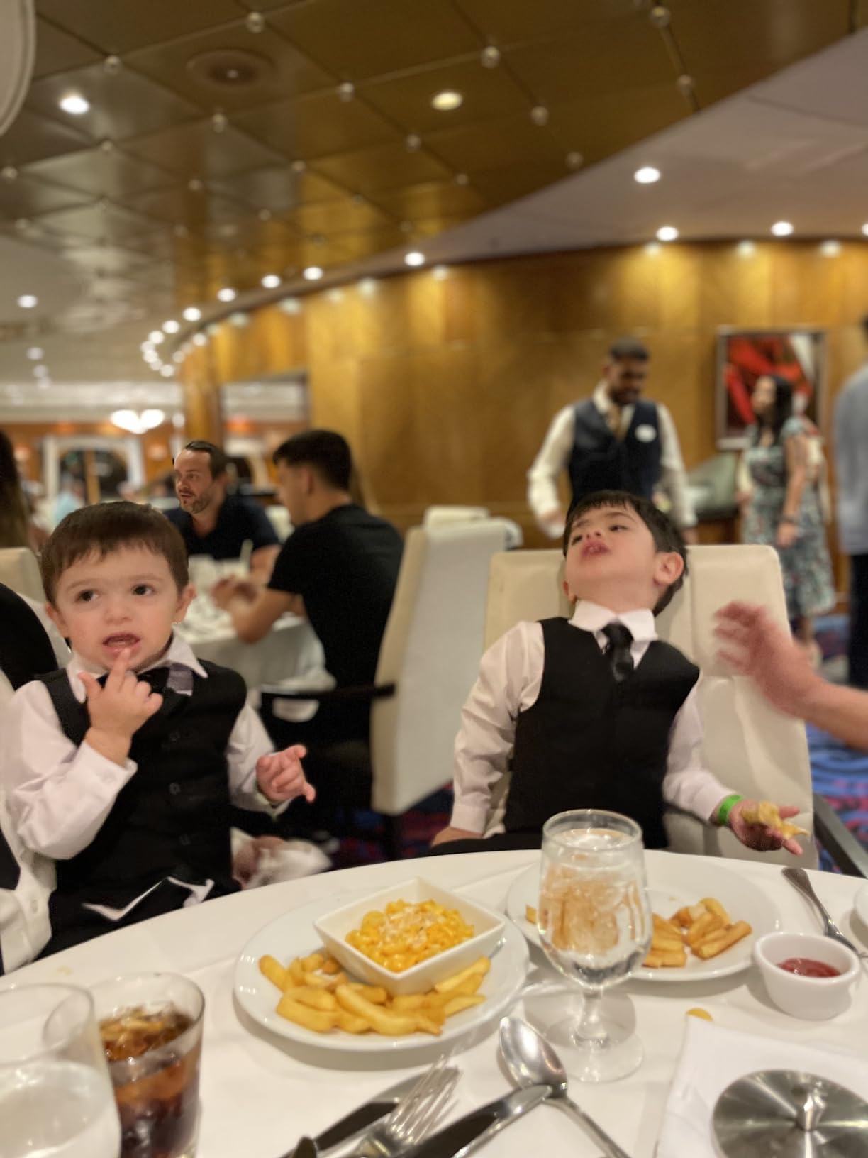 Calvin Klein Men's Black Solid and Pattern Neckties – Classic Dress Ties for Work, Weddings & Formal wear - Customer Photo 1