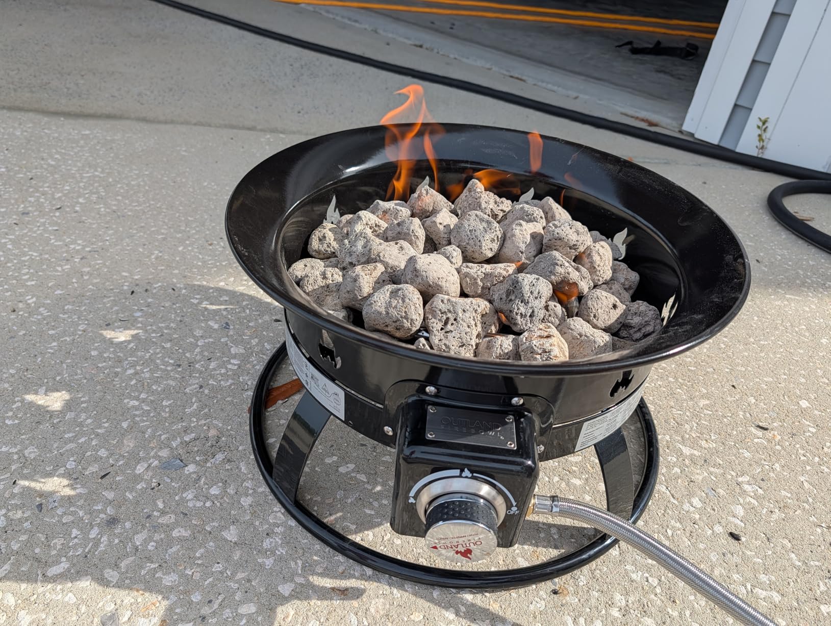 Outland Living Portable Propane Fire Pit, 19-inch, 58,000 BTU with Fire Pit Cover & Carry Kit, Smokeless Gas Firebowl | Perfect for Camping, Patio, Backyard, Tailgating, Deck, RV| Black 893 Deluxe customer photo 1