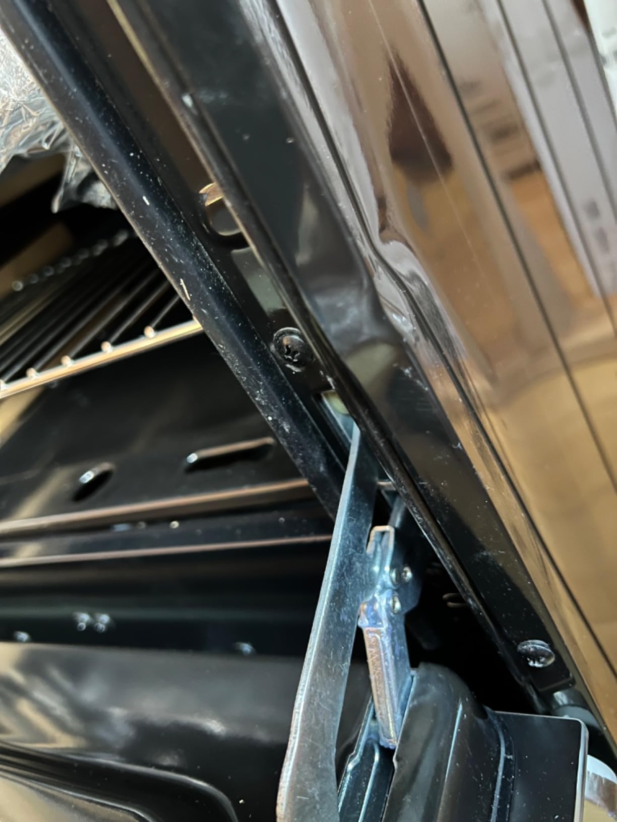 Avanti Gas Range Oven, Compact Freestanding Design, 4 Sealed Burners with Electronic Ignition, 2.1 Cu.Ft. Capacity Features Storage Drawer Broiler and Accessories, 20-Inch, Black Customer Review Avanti Gas Range Oven, Compact Freestanding Design, 4 Sealed Burners with Electronic Ignition, 2.1 Cu.Ft. Capacity Features Storage Drawer Broiler and Accessories, 20-Inch, Black - Customer Photo 2