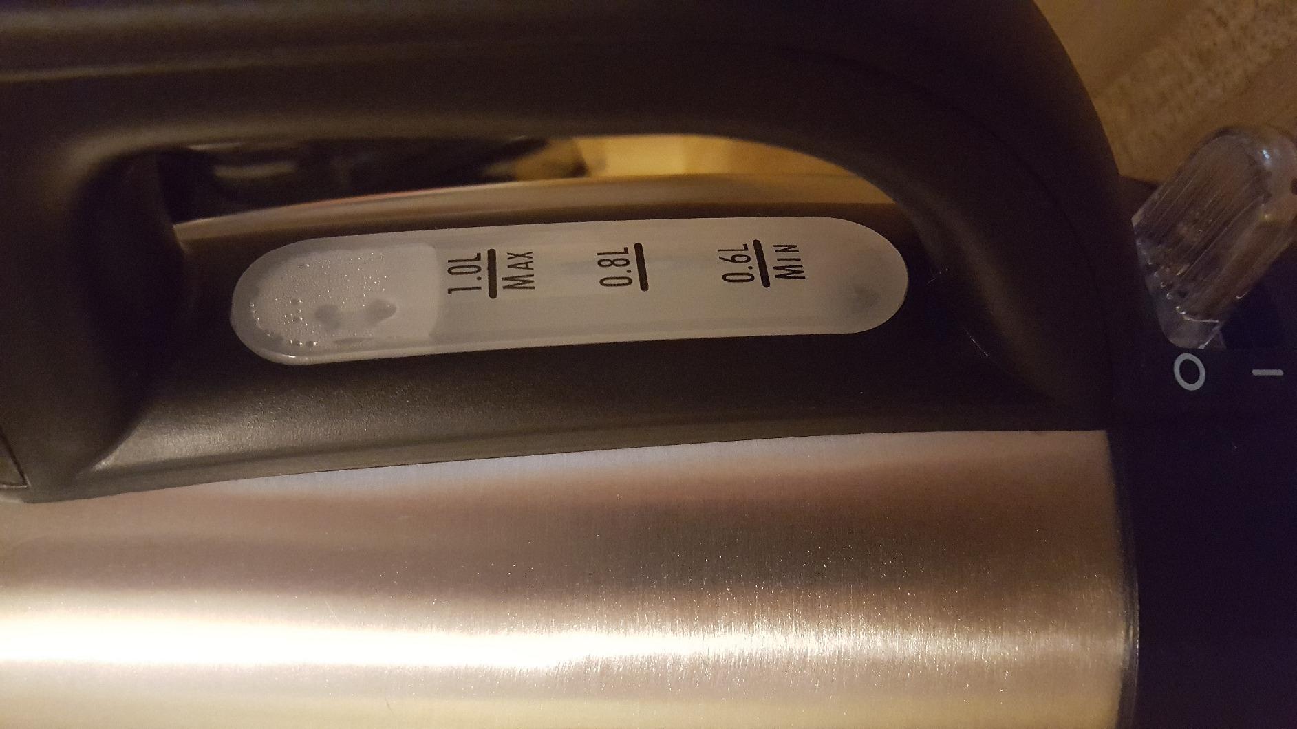 Hamilton Beach Electric Tea Kettle, Water Boiler & Heater, 1 L, Cordless, Auto-Shutoff & Boil-Dry Protection, Stainless Steel (40998) Customer Review Hamilton Beach Electric Tea Kettle, Water Boiler & Heater, 1 L, Cordless, Auto-Shutoff & Boil-Dry Protection, Stainless Steel (40998) - Customer Photo 4