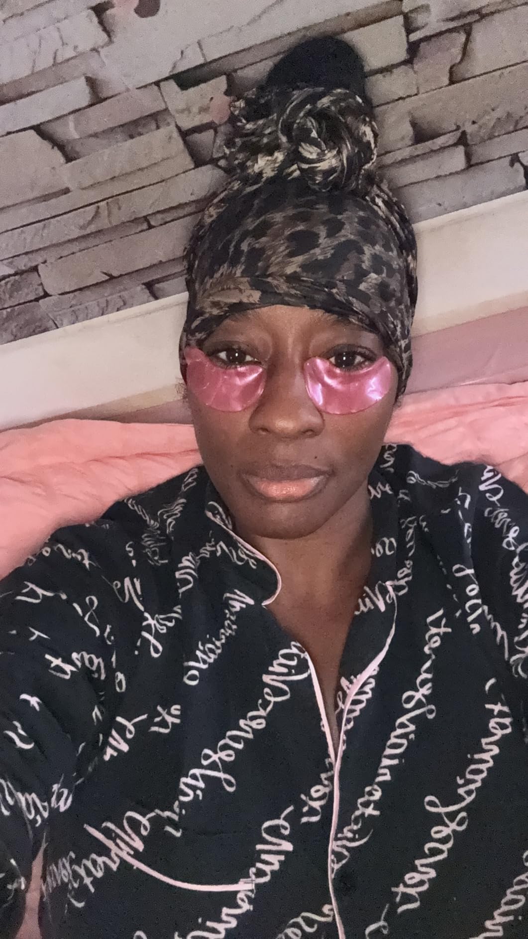 grace & stella Award Winning Under Eye Mask - Travel Essentials - Birthday Gifts for Women - Gel Eye Patches for Dark Circles, Puffy Eyes, Wrinkles, Undereye Bags - Vegan - Self Care (24 Pairs, Gold) - Customer Photo 1