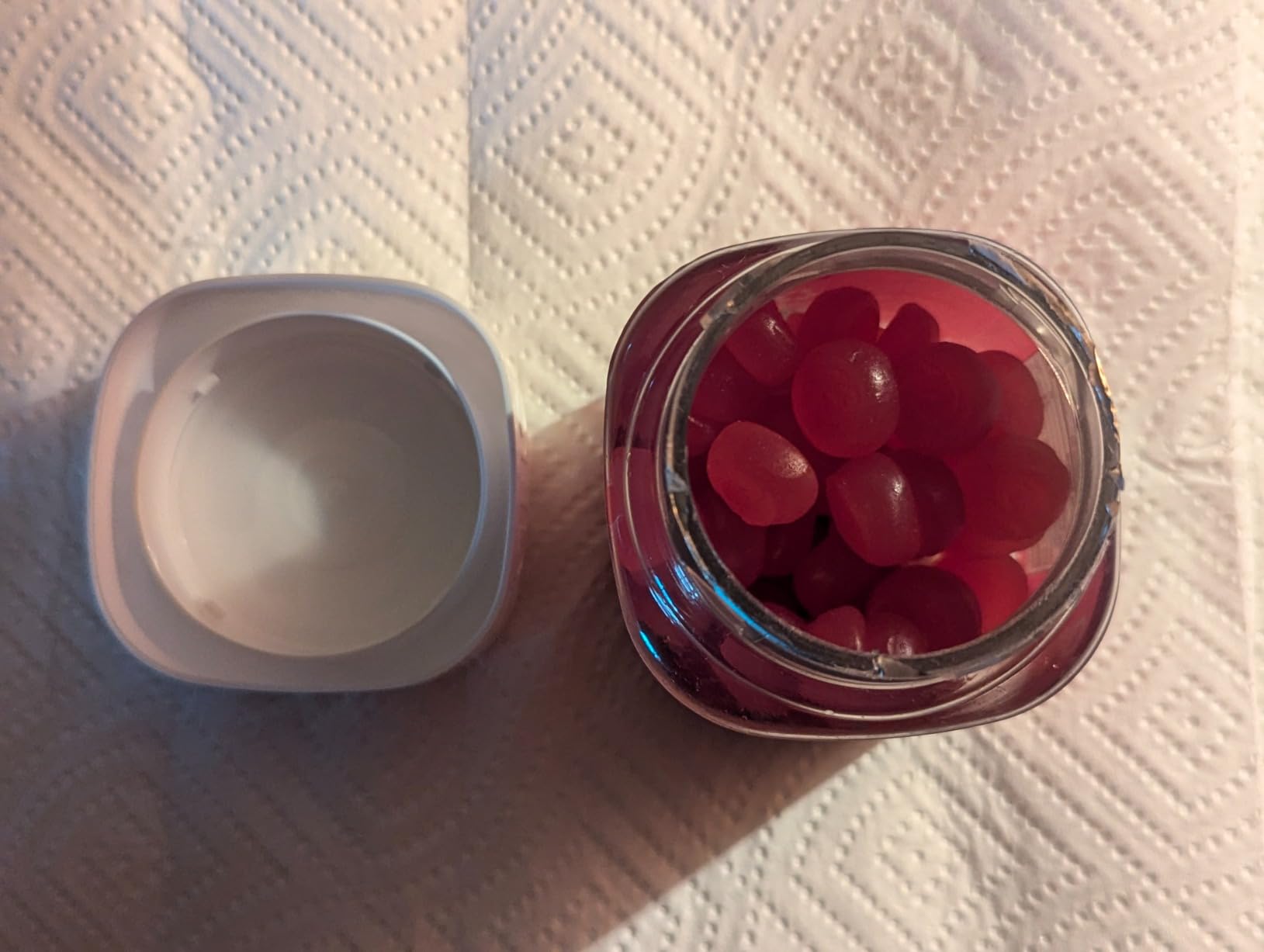 OLLY Undeniable Beauty Gummy, For Hair, Skin, Nails, Biotin, Vitamin C, Keratin, Chewable Supplement, Grapefruit - Customer Photo 2