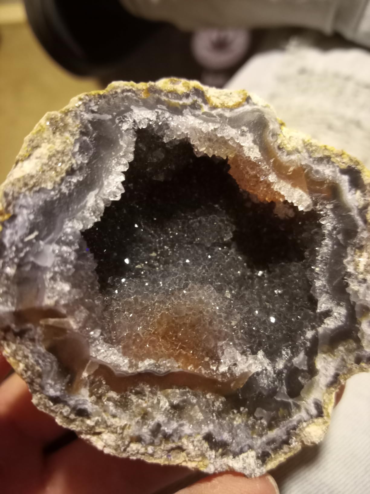 National Geographic Break Open 10 Premium Geodes – Includes Goggles & 2 Display Stands - Great STEM Science Kit, Geology Gift for Kids, Break Your Own Geodes with Crystals - Customer Photo 1