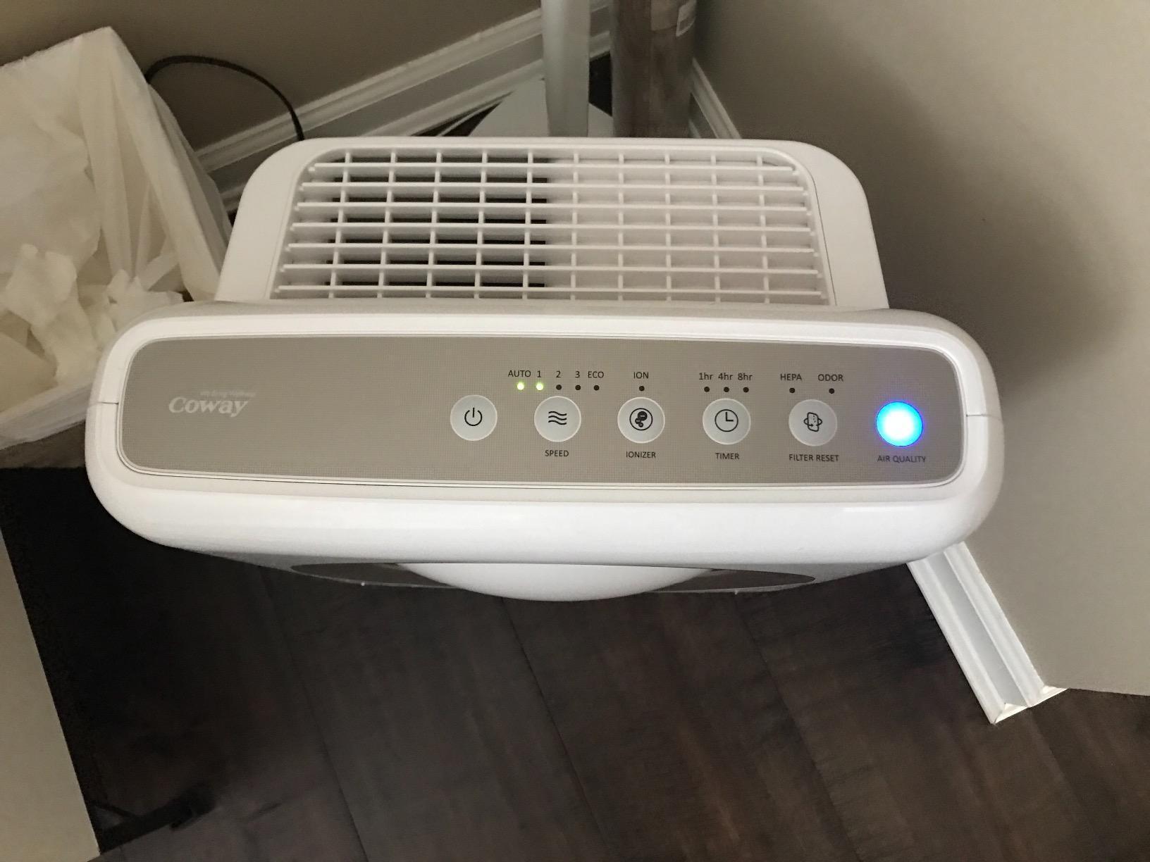 Coway Airmega AP-1512HH(W) True HEPA Purifier with Air Quality Monitoring, Auto, Timer, Filter Indicator, and Eco Mode, 16.8 x 18.3 x 9.7, White - Customer Photo 1