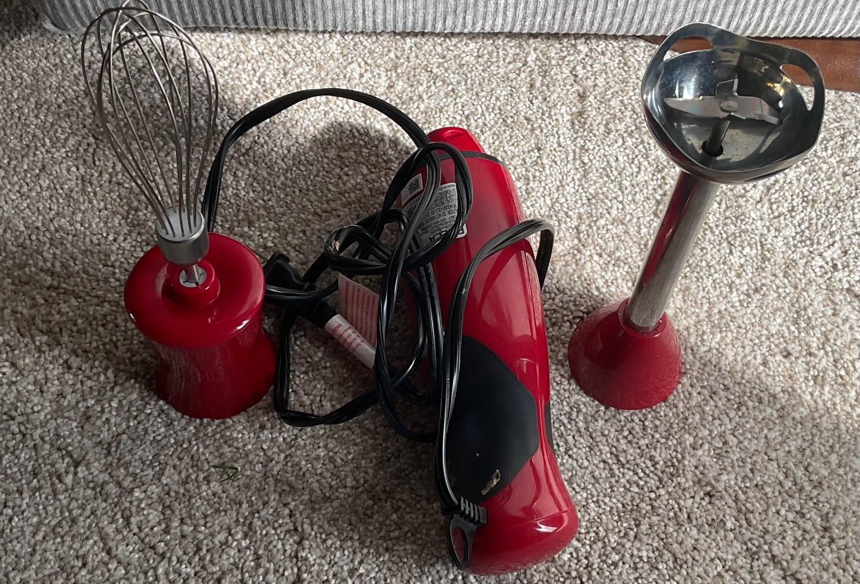 BELLA 2-Speed Hand Immersion Blender with Whisk Attachment, 250 Watt, Red, Immersion Blender with Dishwasher Safe Whisk & Blending Attachments for Food Prep (14460) Customer Review BELLA 2-Speed Hand Immersion Blender with Whisk Attachment, 250 Watt, Red, Immersion Blender with Dishwasher Safe Whisk & Blending Attachments for Food Prep (14460) - Customer Photo 1