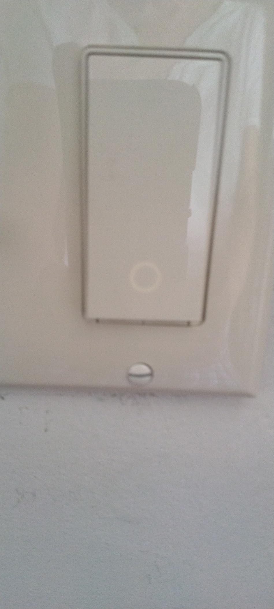 Kasa Smart Light Switch HS200, Single Pole, Needs Neutral Wire, 2.4GHz Wi-Fi Light Switch Works with Google Home, UL Certified, No Hub Required, White - Customer Photo 1