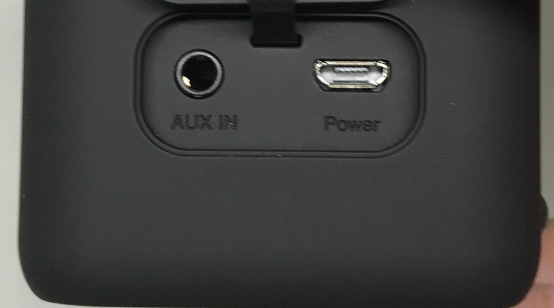 Anker Soundcore 2 Portable Bluetooth Speaker with Stereo Sound, Bluetooth 5, Bassup, IPX7 Waterproof, 24-Hour Playtime, Wireless Stereo Pairing, Speaker for Home, Outdoors, Travel Customer Review Anker Soundcore 2 Portable Bluetooth Speaker with Stereo Sound, Bluetooth 5, Bassup, IPX7 Waterproof, 24-Hour Playtime, Wireless Stereo Pairing, Speaker for Home, Outdoors, Travel - Customer Photo 1