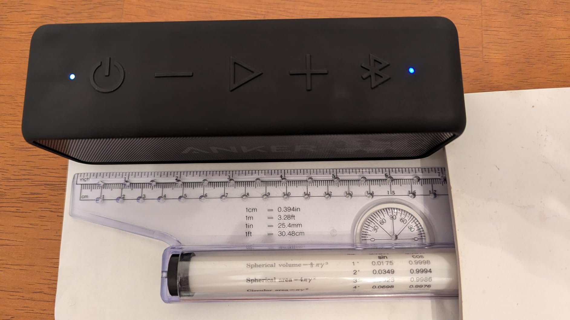 Anker Soundcore 2 Portable Bluetooth Speaker with Stereo Sound, Bluetooth 5, Bassup, IPX7 Waterproof, 24-Hour Playtime, Wireless Stereo Pairing, Speaker for Home, Outdoors, Travel - Customer Photo 4