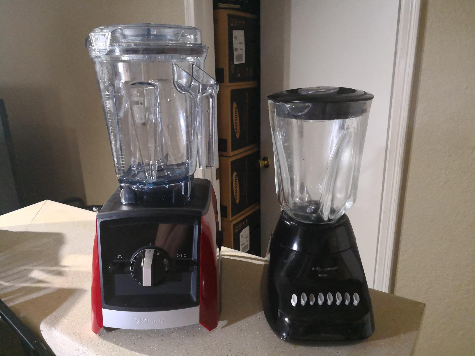 Vitamix A2500 Ascent Series Smart Blender, Professional-Grade, 64 oz. Low-Profile Container, Black Customer Review Vitamix A2500 Ascent Series Smart Blender, Professional-Grade, 64 oz. Low-Profile Container, Black - Customer Photo 3