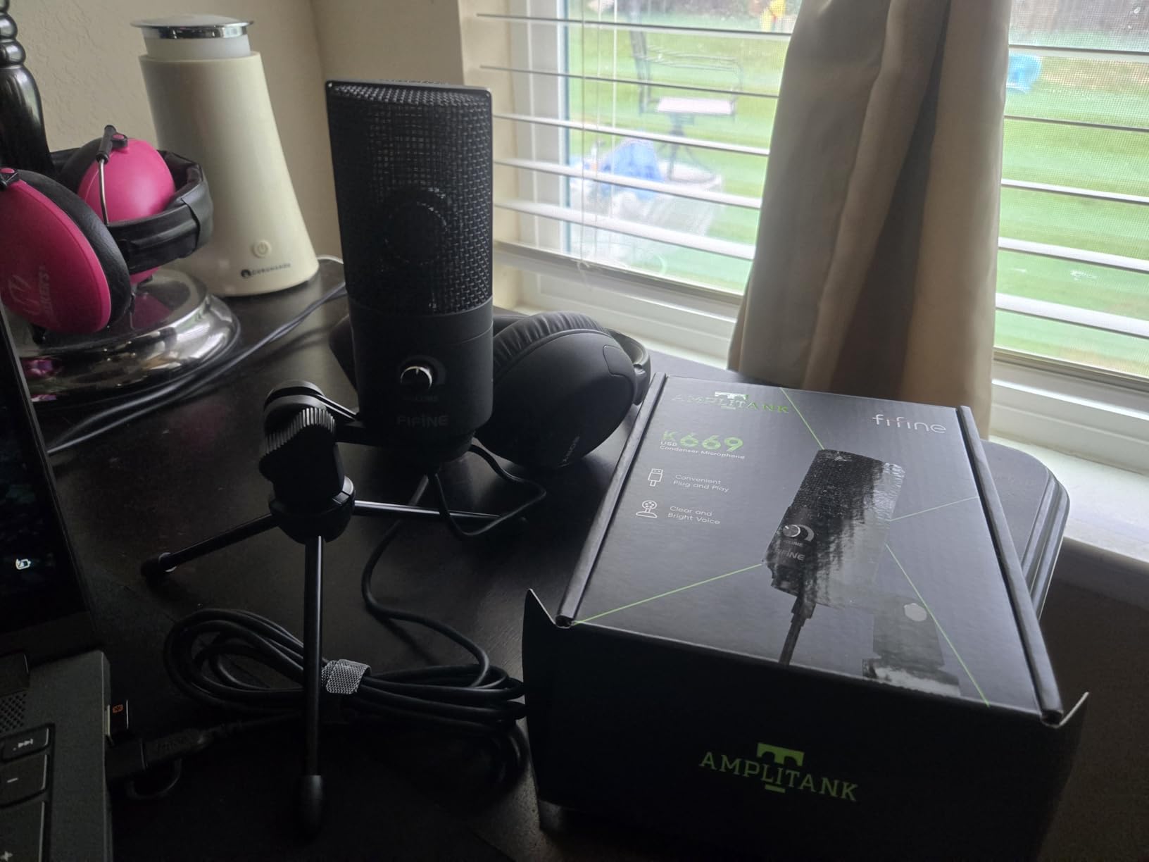 FIFINE USB Microphone, Metal Condenser Recording Microphone for MAC OS, Windows, Cardioid Laptop Mic for Recording Vocals, Voice Overs, Streaming, Meeting and YouTube Videos-K669B - Customer Photo 2