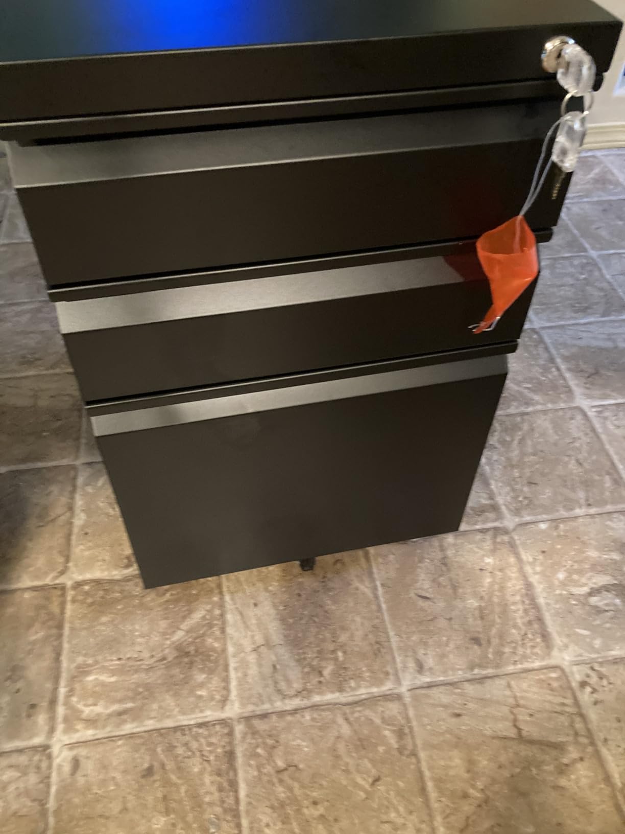 DEVAISE 3 Drawer Mobile File Cabinet with Lock, Under Desk Metal Filing Cabinet for Home Office/Legal/Letter/A4 File, Fully Assembled Except Wheels, White - Customer Photo 1