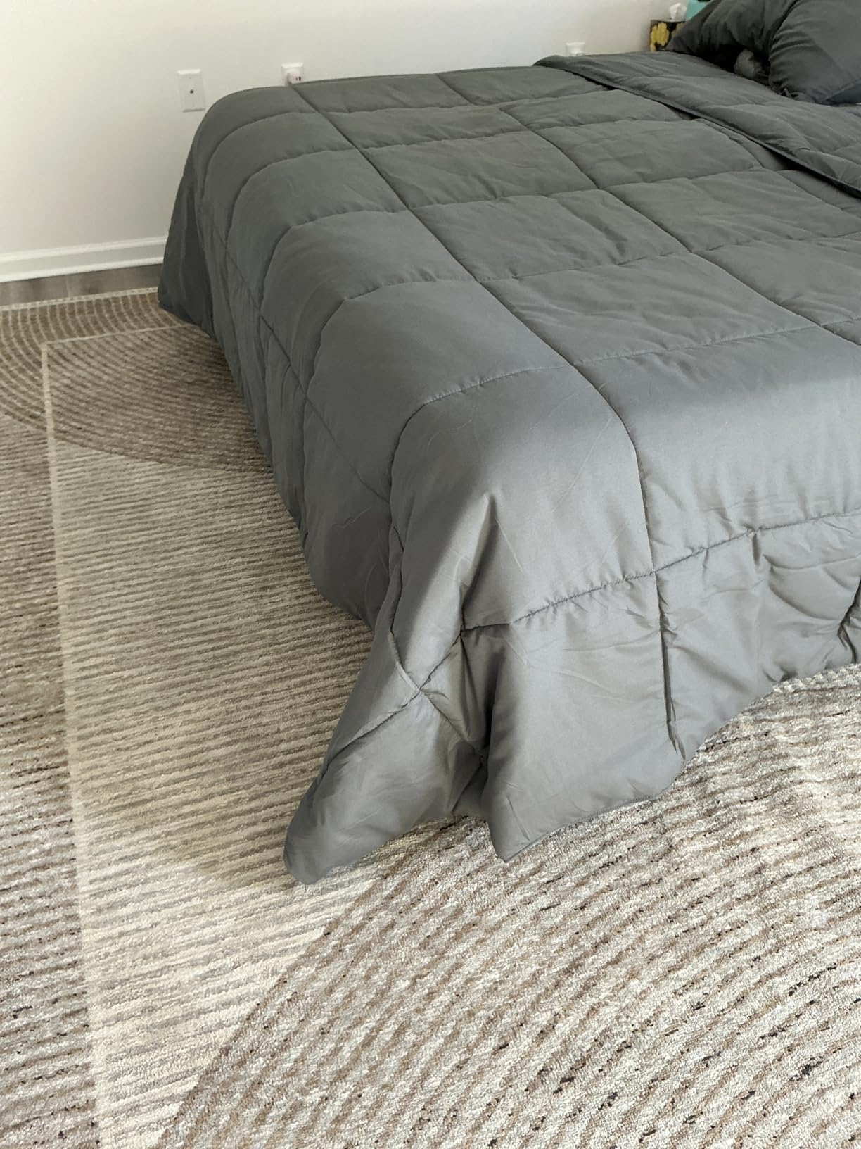 Bare Home Comforter Set - Queen Size - Ultra-Soft - Goose Down Alternative - Premium 1800 Series - All Season Warmth (Queen, Black) - Customer Photo 3